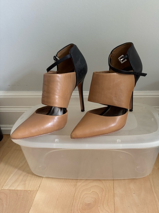 Coach Shoes - Coach Two-Tone Pointed Toe High Heels in Tan and Black